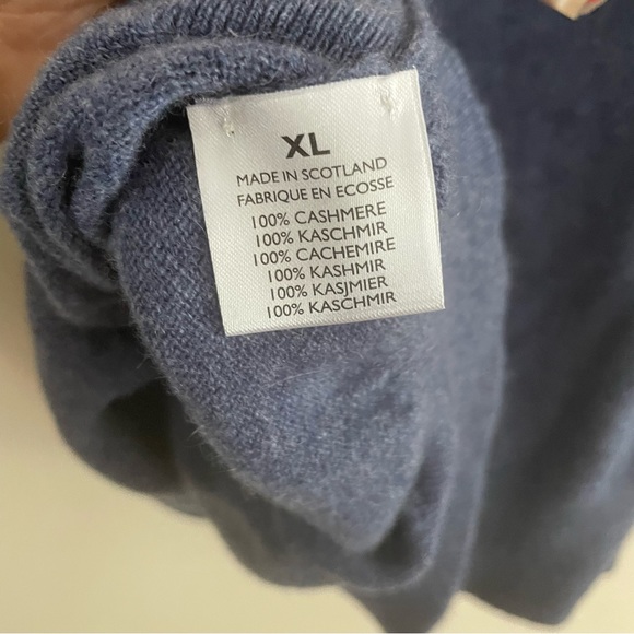 Rolex 100% Cashmere Navy Sweater - Picture 4 of 4